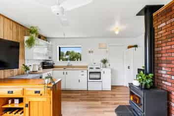 19 Ocean View Place, SOUTHBRIDGE