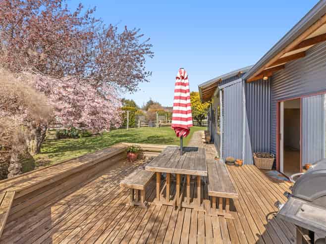 14 Ragan Lane, Wanaka