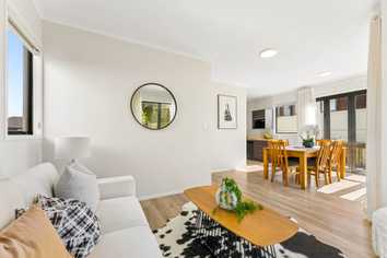6 Ashurst Lane, Greenhithe