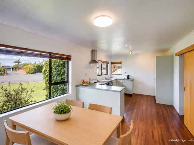 32 Roskilda Crescent, Taradale