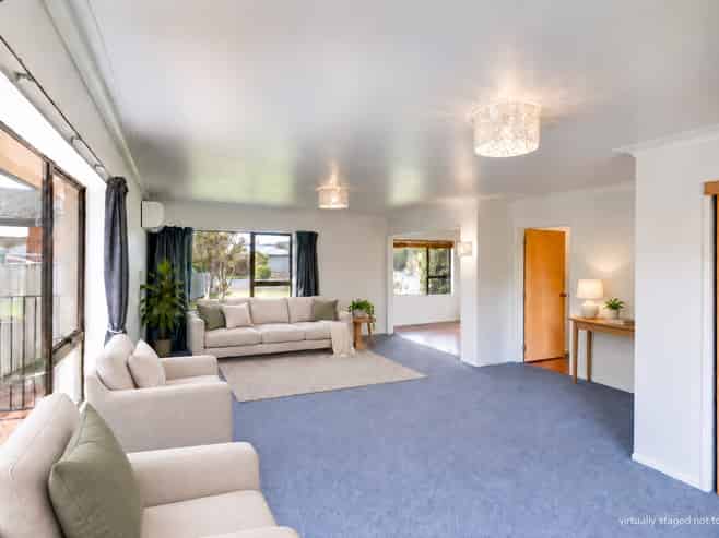 32 Roskilda Crescent, Taradale