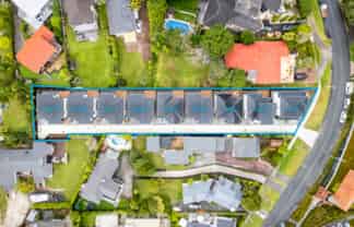9/8 Park Rise, Campbells Bay