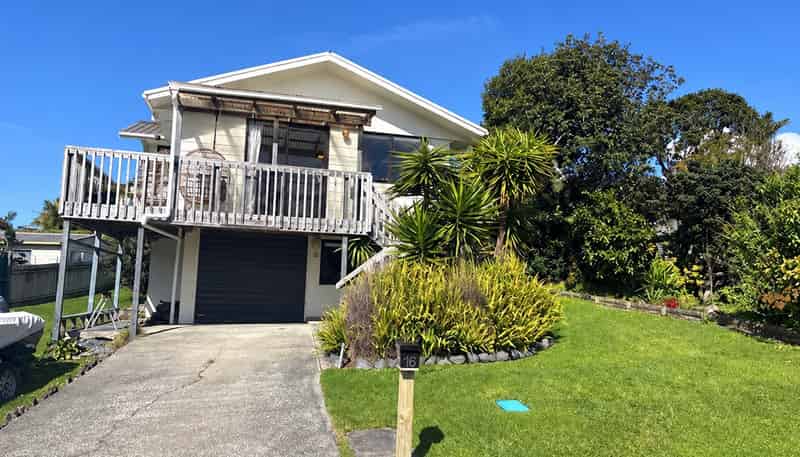 16 Merehai Place, Snells Beach