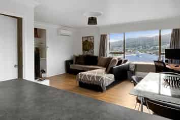 52B Hilltop Avenue, Morningside