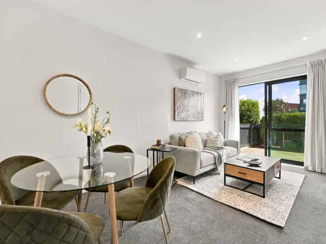 49 Wallace Road, Hobsonville