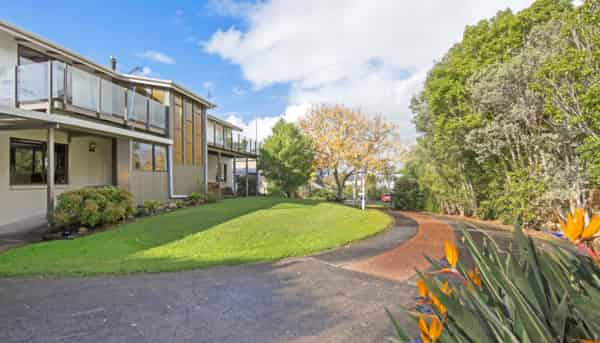 60a Beach Road, Mellons Bay