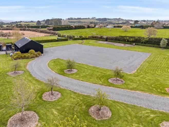 83 Settlement Road, Puni