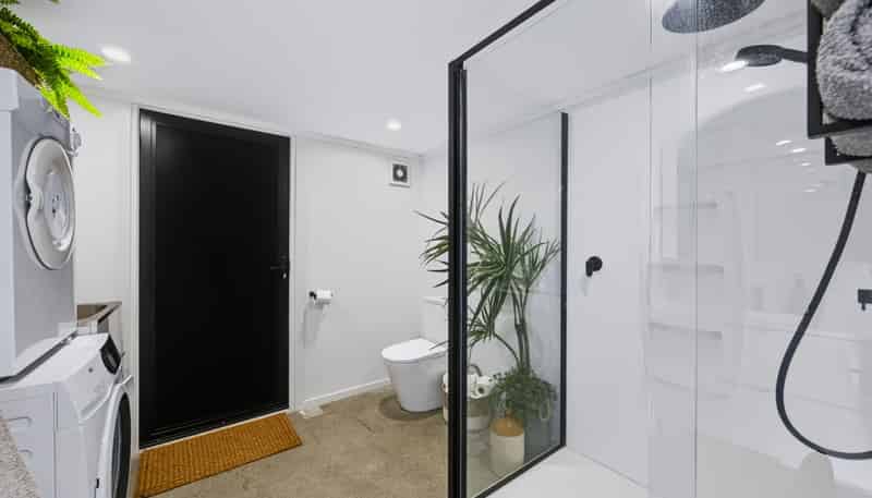 83 Settlement Road, Puni