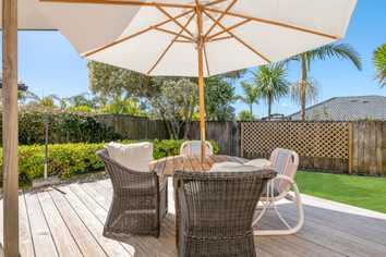 2/248 Botany Road, Botany Downs