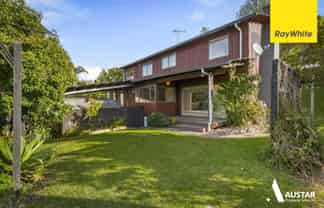 542 West Coast Road, Oratia