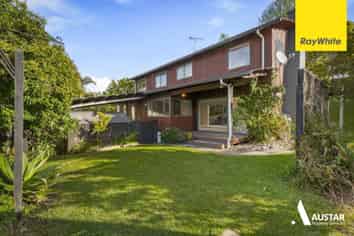 542 West Coast Road, Oratia