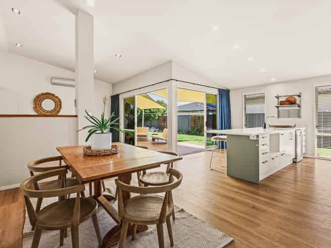4 Tasman Drive, Poraiti