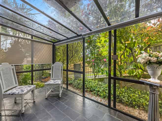 2/57b Cashmere Road, Cashmere
