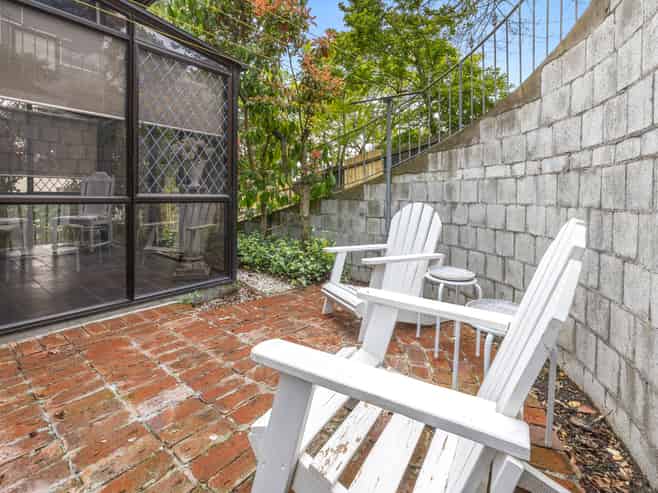 2/57b Cashmere Road, Cashmere