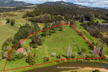 114 Dip Road, Kaeo