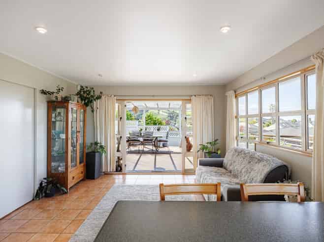 35 Hetley Crescent, Taradale
