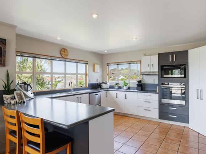 35 Hetley Crescent, Taradale