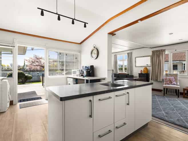 1251 Ada Street, Parkvale