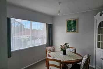 18 First treetS, Masterton