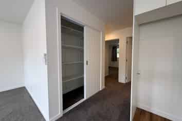 Manawatu / Whanganui - Address withheld