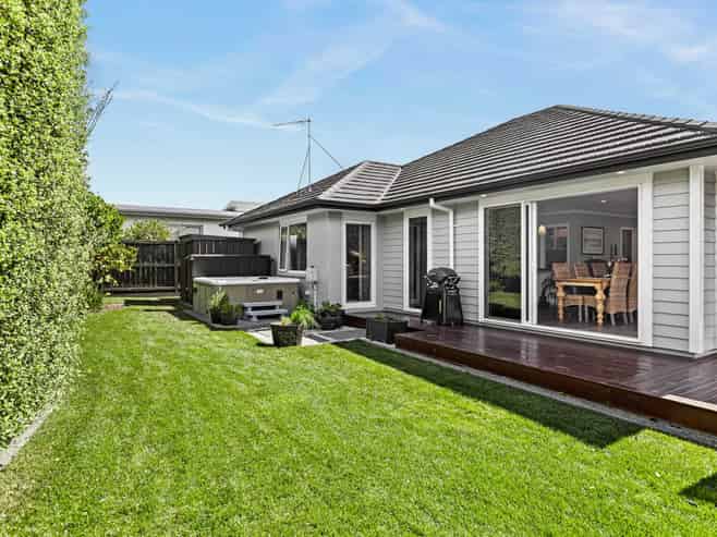 114 Harris Drive, Millwater