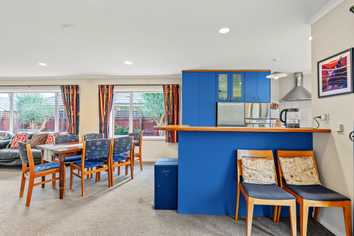 43 Daniels Road, Redwood