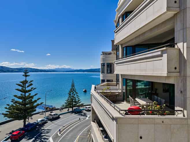 10/166 Oriental Parade, Oriental Bay