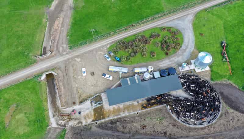 117 Irvine Road and 453 Herbert Road, Herbert