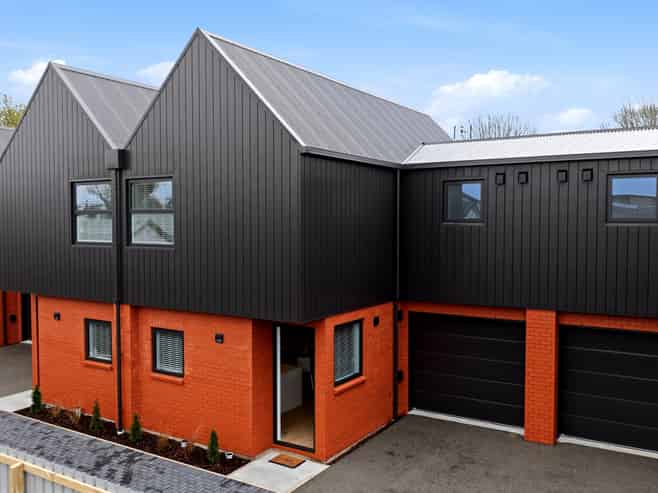 4/115 Caledonian Road, Saint Albans