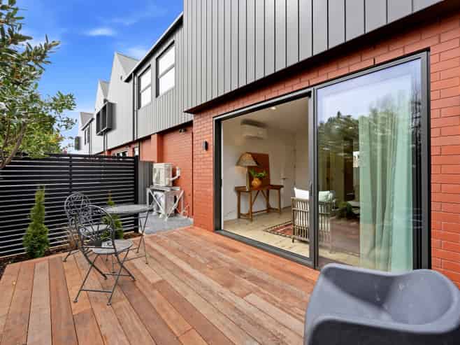4/115 Caledonian Road, Saint Albans