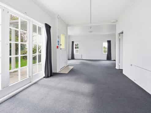 12 Malfroy Road, Glenholme