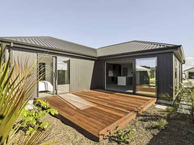 49 Woodley Road, Richmond