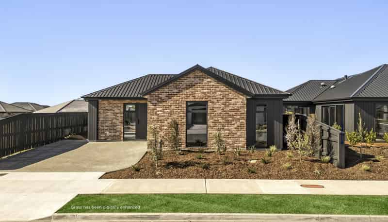 49 Woodley Road, Richmond