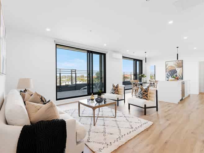 501/12 Barrack Road, Mount Wellington