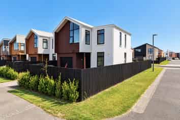 1 Courage Road, Papakura