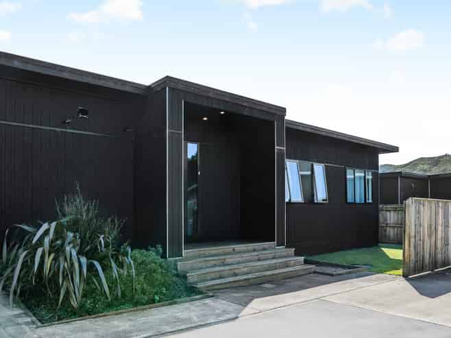6 Hastings Grove, Wainuiomata