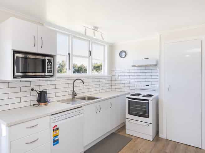 88 Avenue Road, Foxton