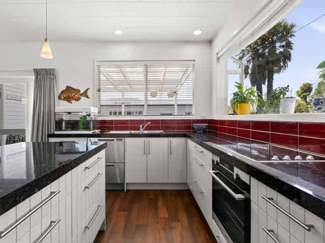804 Pepper Street, Raureka
