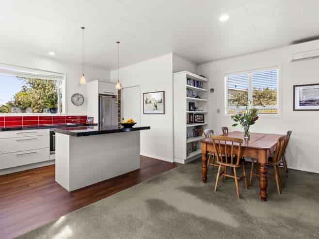 804 Pepper Street, Raureka