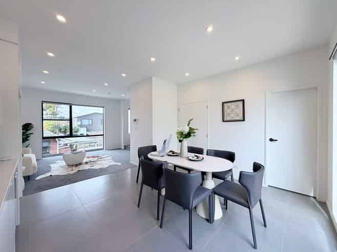 36 Oakley Avenue, Waterview