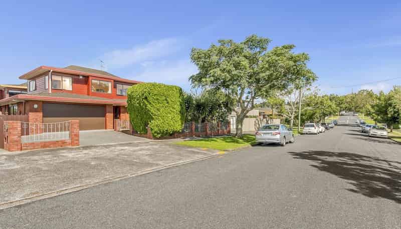 20A Tawhiri Road, One Tree Hill