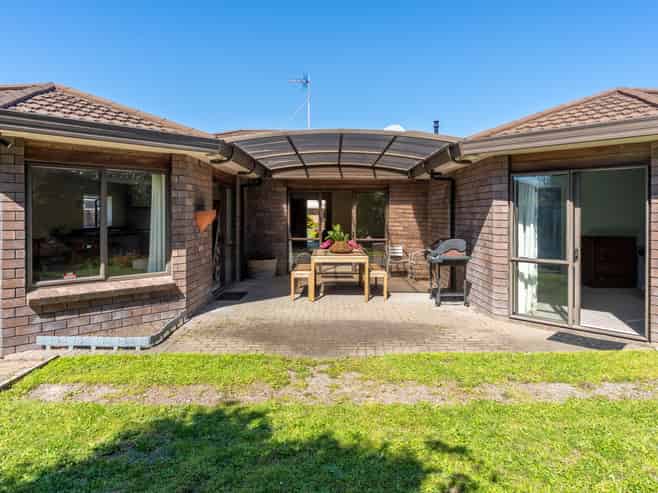 19 Hadleigh Court , Paraparaumu