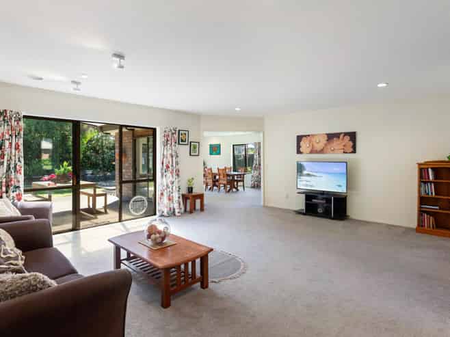 19 Hadleigh Court , Paraparaumu