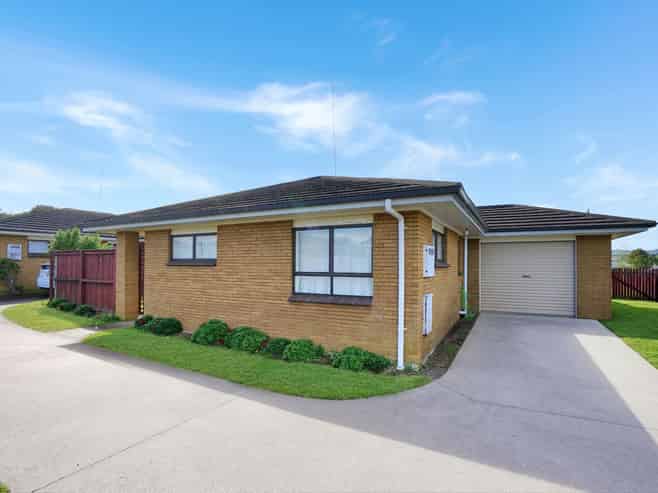 1/9 Don Street, Papakura
