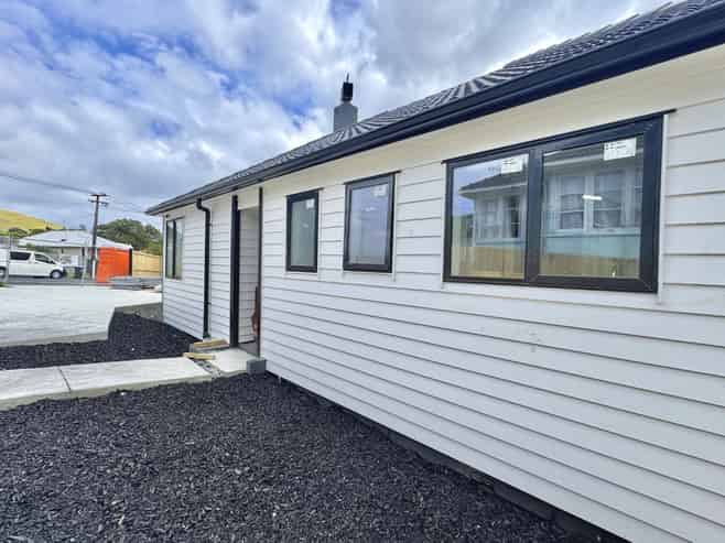 66 Court Crescent, Panmure