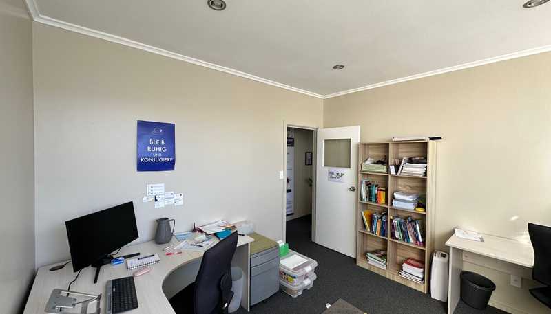 15A Totara Avenue, New Lynn