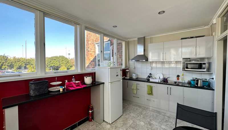 15A Totara Avenue, New Lynn