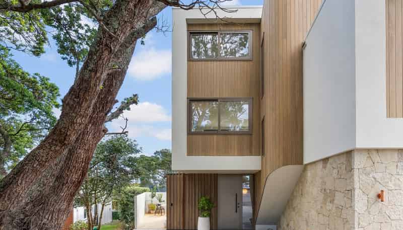 2A Winsomere Crescent, Westmere
