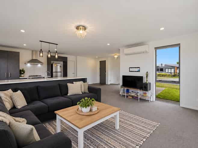86 Hills View Drive, Papamoa