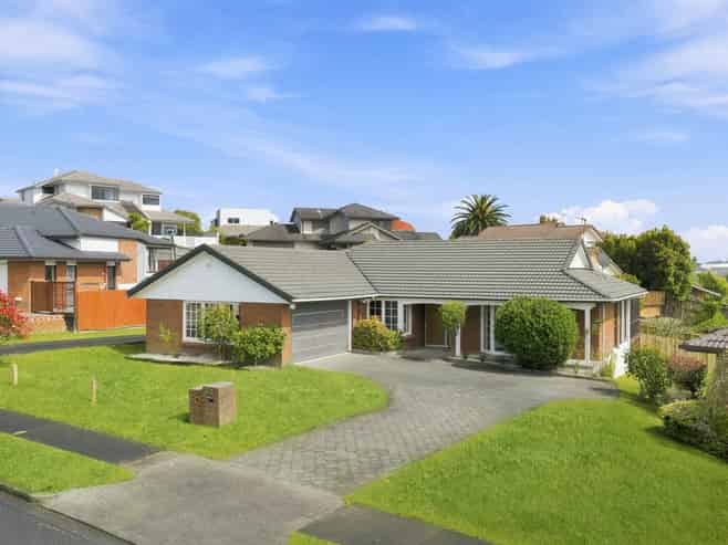 69 Oliver Road, Eastern Beach